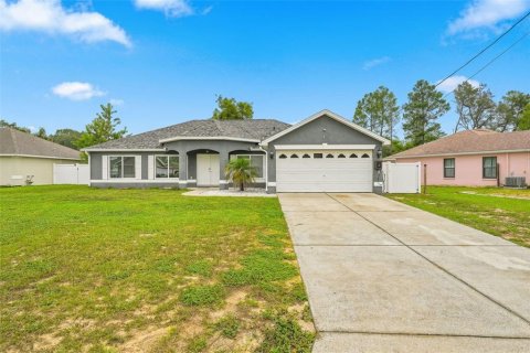 Casa en Spring Hill, Florida 3 dormitorios, 181.62 m2 № 2219841
