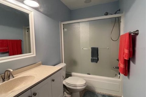 Condo in Palm Harbor, Florida, 2 bedrooms  № 1658263 - photo 20