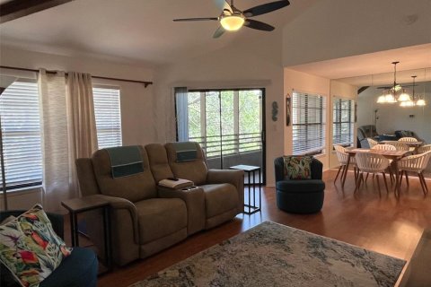 Condo in Palm Harbor, Florida, 2 bedrooms  № 1658263 - photo 13