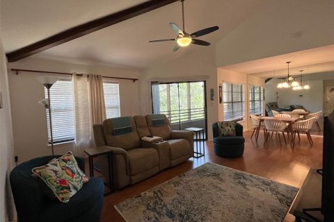 Condo in Palm Harbor, Florida, 2 bedrooms  № 1658263 - photo 10