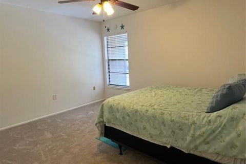 Condo in Palm Harbor, Florida, 2 bedrooms  № 1658263 - photo 19