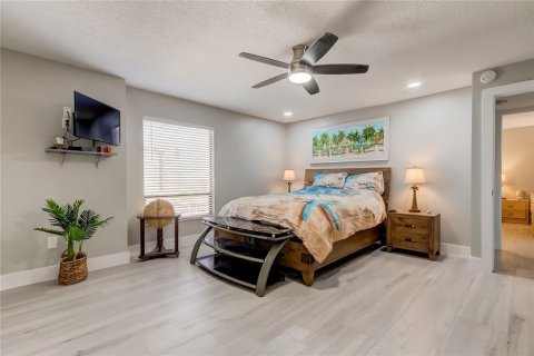 Condominio en venta en Clearwater, Florida, 2 dormitorios, 110.18 m2 № 1844229 - foto 19