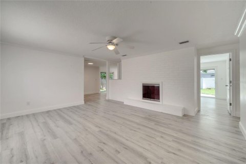 Casa en venta en Orlando, Florida, 4 dormitorios, 144 m2 № 1796010 - foto 3