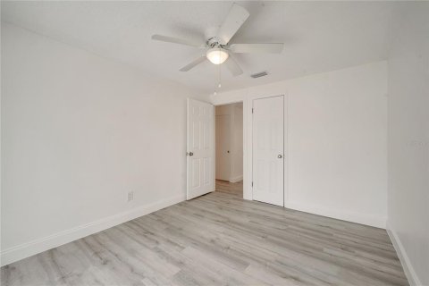 Casa en venta en Orlando, Florida, 4 dormitorios, 144 m2 № 1796010 - foto 16