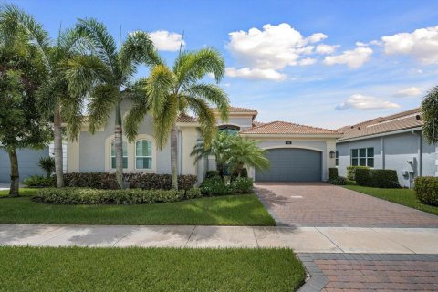 Villa ou maison à vendre à Boynton Beach, Floride: 3 chambres, 263.29 m2 № 2397267 - photo 2