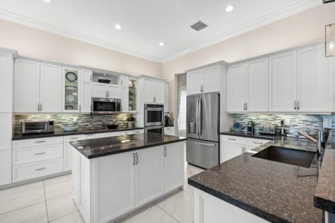 Villa ou maison à vendre à Boynton Beach, Floride: 3 chambres, 263.29 m2 № 2397267 - photo 13