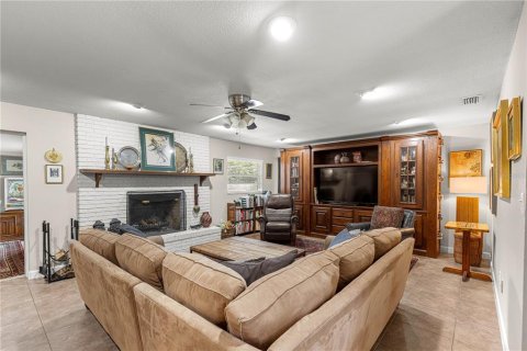 Casa en venta en Ocala, Florida, 3 dormitorios, 192.87 m2 № 1884370 - foto 8