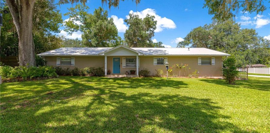 Casa en Ocala, Florida 3 dormitorios, 192.87 m2 № 1884370