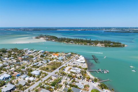 Land in Longboat Key, Florida № 1636033 - photo 1