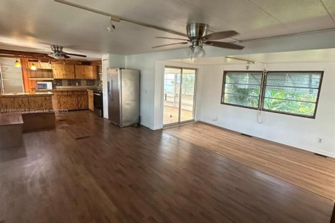 Снять в аренду квартиру в Бока-Ратон, Флорида 3 спальни, 74.69м2, № 1880392 - фото 9