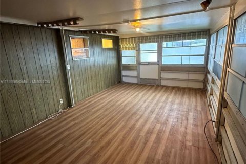 Снять в аренду квартиру в Бока-Ратон, Флорида 3 спальни, 74.69м2, № 1880392 - фото 18