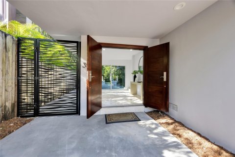 Land in Miami, Florida № 1458524 - photo 5