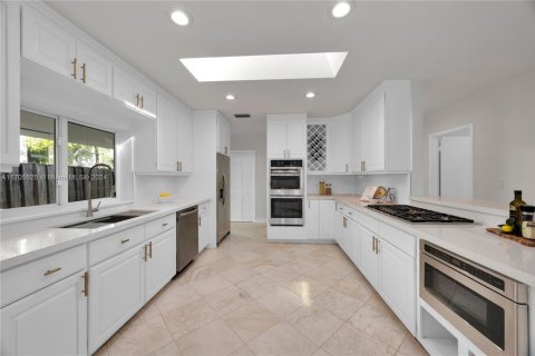 Land in Miami, Florida № 1458524 - photo 16