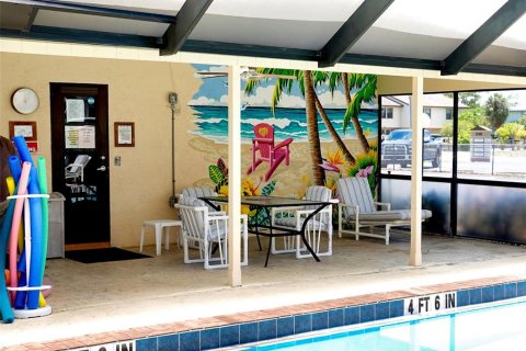 Condo in Port Charlotte, Florida, 2 bedrooms  № 2096517 - photo 27