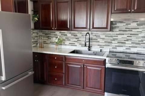House in Pahokee, Florida 3 bedrooms, 90.77 sq.m. № 2172947 - photo 3