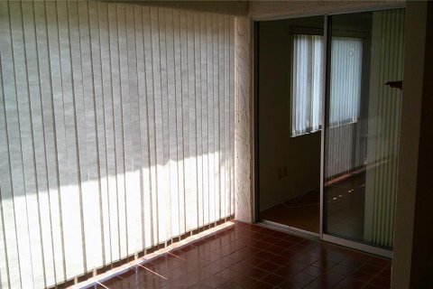 Купить кондоминиум в Нью-Порт-Ричи, Флорида 4 комнаты, 96.06м2, № 2232083 - фото 17