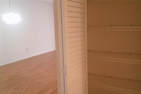 Купить кондоминиум в Нью-Порт-Ричи, Флорида 4 комнаты, 96.06м2, № 2232083 - фото 14
