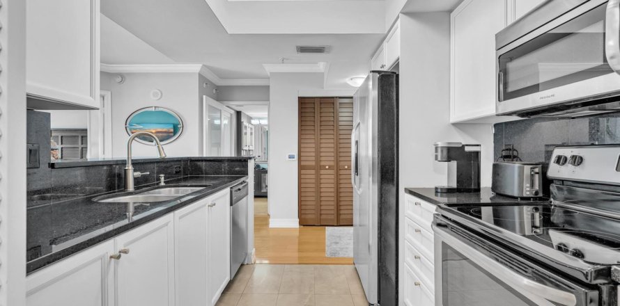 Condo in Boca Raton, Florida, 1 bedroom № 2246624