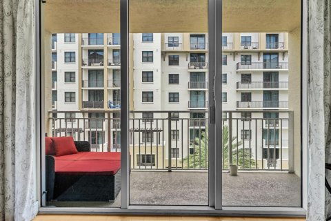 Condo in Boca Raton, Florida, 1 bedroom № 2246624 - photo 19