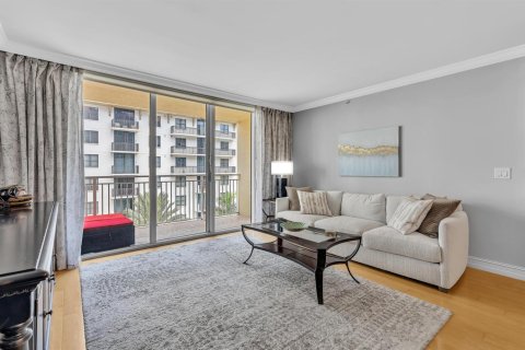 Condo in Boca Raton, Florida, 1 bedroom № 2246624 - photo 16