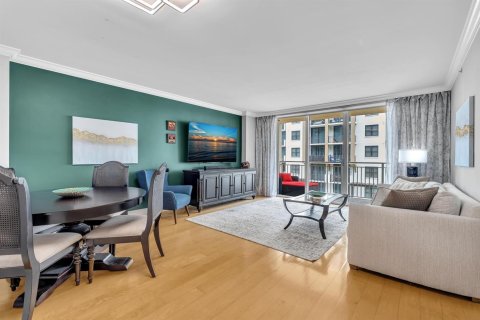 Condo in Boca Raton, Florida, 1 bedroom № 2246624 - photo 11