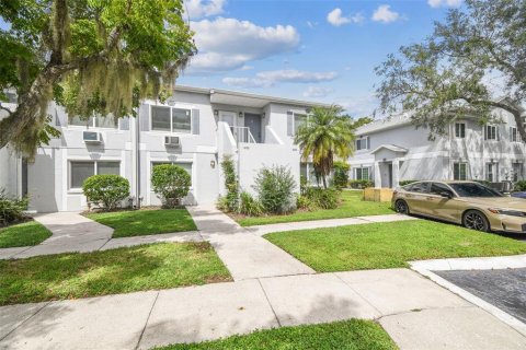 Copropriété à vendre à Tampa, Floride: 3 pièces, 31.22 m2 № 1903722 - photo 2