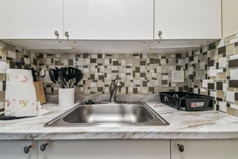 Copropriété à vendre à Tampa, Floride: 3 pièces, 31.22 m2 № 1903722 - photo 21