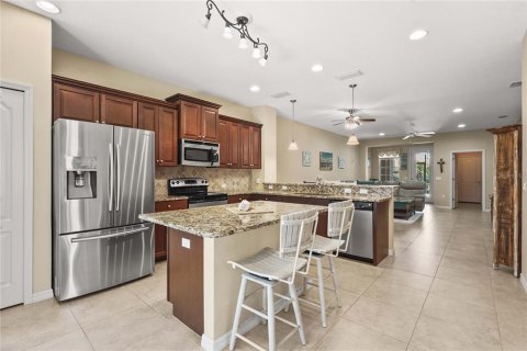 House in Englewood, Florida 3 bedrooms, 144.93 sq.m. № 1722252 - photo 11