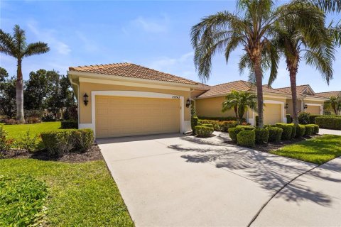 House in Englewood, Florida 3 bedrooms, 144.93 sq.m. № 1722252 - photo 2