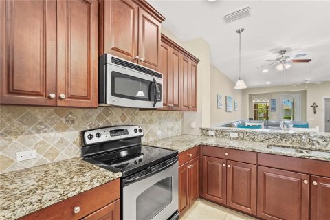 House in Englewood, Florida 3 bedrooms, 144.93 sq.m. № 1722252 - photo 14