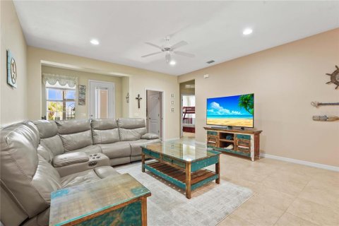 House in Englewood, Florida 3 bedrooms, 144.93 sq.m. № 1722252 - photo 7