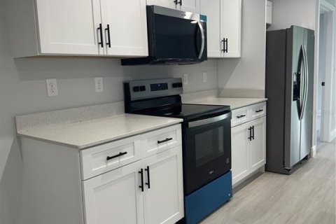 Casa en alquiler en Ocala, Florida, 3 dormitorios, 117.99 m2 № 1854278 - foto 4