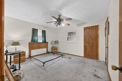 House in Salt Springs, Florida 2 bedrooms, 118.54 sq.m. № 2258332 - photo 12