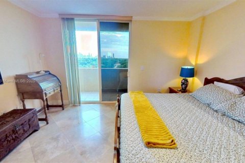 Copropriété à vendre à Miami, Floride: 2 chambres, 120.4 m2 № 1842710 - photo 17