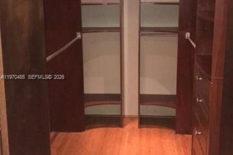 Снять в аренду кондоминиум в Хайалиа, Флорида 2 спальни, 104.61м2, № 2031267 - фото 11