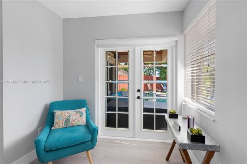 Casa en venta en Pembroke Pines, Florida, 3 dormitorios, 102.75 m2 № 1799426 - foto 14
