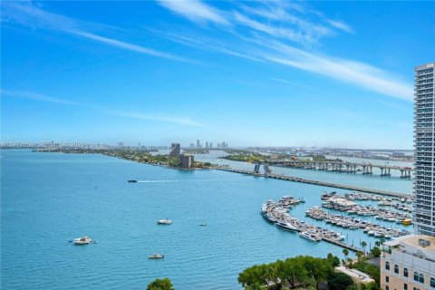 Copropriété à vendre à Miami, Floride: 3 chambres, 187.48 m2 № 2079527 - photo 3