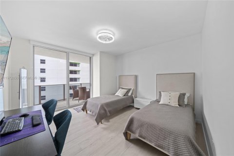 Copropriété à vendre à Miami, Floride: 3 chambres, 187.48 m2 № 2079527 - photo 26