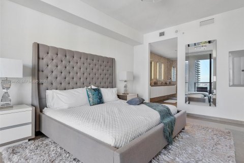 Condo in Miami, Florida, 2 bedrooms № 2088190 - photo 21