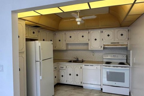 Купить кондоминиум в Уэст-Палм-Бич, Флорида 6 комнат, 103.12м2, № 2173058 - фото 6