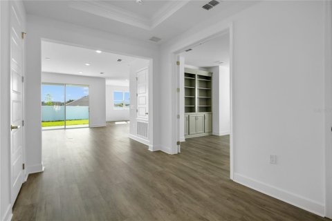 House in Clermont, Florida 4 bedrooms, 235.6 sq.m. № 2112839 - photo 4