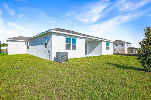 House in Clermont, Florida 4 bedrooms, 235.6 sq.m. № 2112839 - photo 24