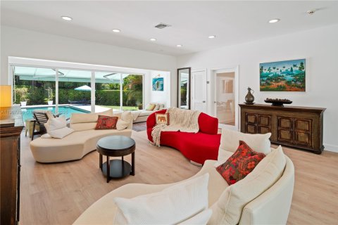Villa ou maison à louer à Miami, Floride: 4 chambres, 256.69 m2 № 1964554 - photo 6