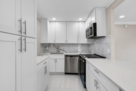 Copropriété à vendre à Delray Beach, Floride: 2 chambres, 81.75 m2 № 2242743 - photo 17