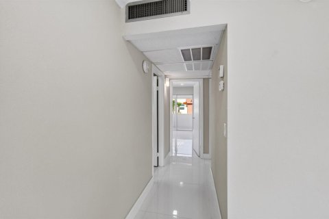 Copropriété à vendre à Delray Beach, Floride: 2 chambres, 81.75 m2 № 2242743 - photo 22