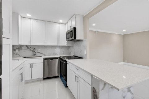 Copropriété à vendre à Delray Beach, Floride: 2 chambres, 81.75 m2 № 2242743 - photo 16