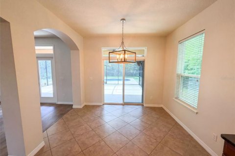 House in Oviedo, Florida 5 bedrooms, 390.56 sq.m. № 2207853 - photo 12