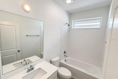 Villa ou maison à louer à Winter Garden, Floride: 4 chambres, 241.55 m2 № 2432653 - photo 24