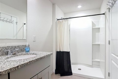 Townhouse in New Smyrna Beach, Florida 3 bedrooms, 149.94 sq.m. № 2148296 - photo 18