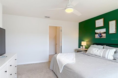 Townhouse in New Smyrna Beach, Florida 3 bedrooms, 149.94 sq.m. № 2148296 - photo 17
